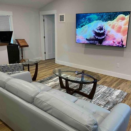 Modern 2Br 2Ba With King Bed-Fast Wi-Fi 75 Inch Oled Tv Villa Wilmington Ngoại thất bức ảnh